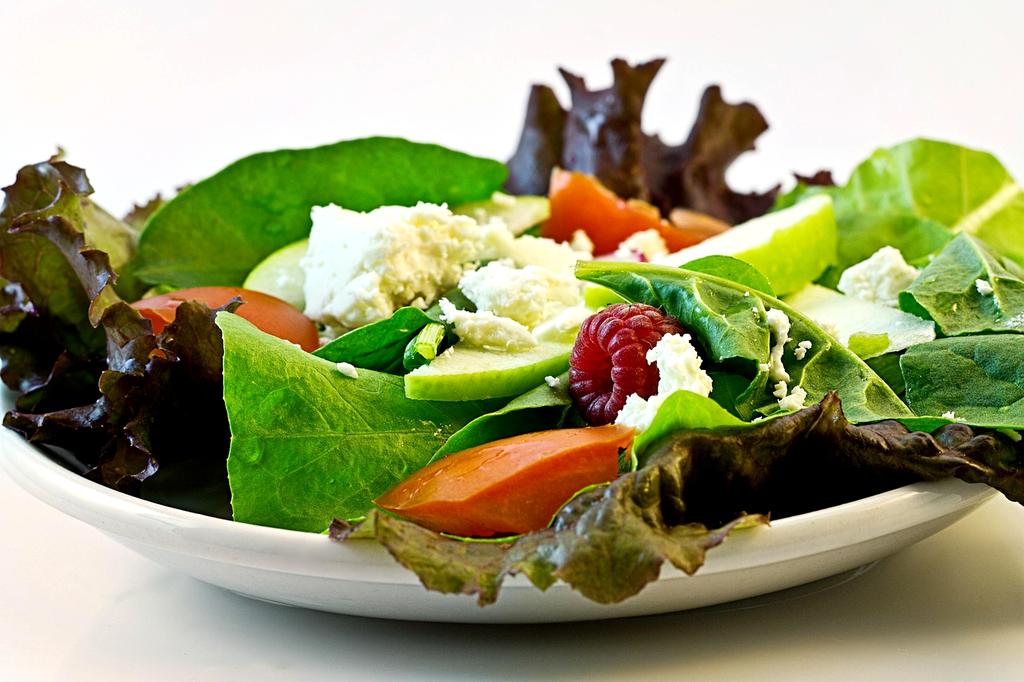 Targeted nutrition coaching program for healthy eating habits and dietary optimization